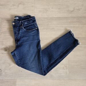 Good American Good Legs Skinny Jeans